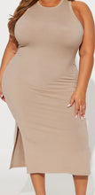 Load image into Gallery viewer, PLUS Size- On The Go Ribbed Dress
