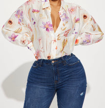 Load image into Gallery viewer, Blossom Floral Blouse
