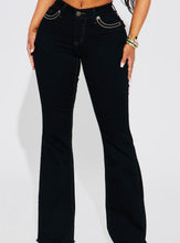 Load image into Gallery viewer, Texas Stretch Flare Jeans
