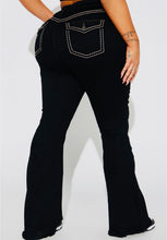 Load image into Gallery viewer, Texas Stretch Flare Jeans
