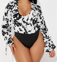 Load image into Gallery viewer, Floral Print Bodysuit
